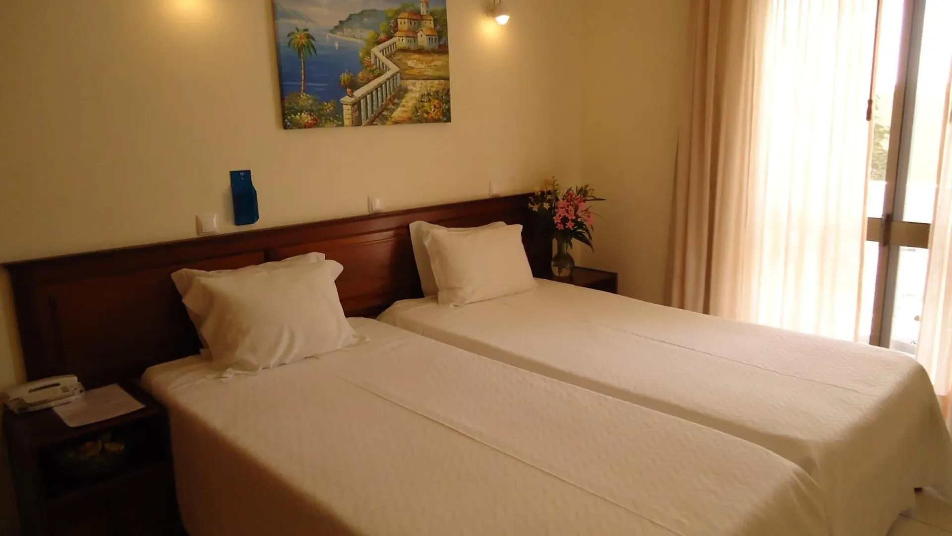 Boutique Hotel Marina S. Roque ラゴス 2*,